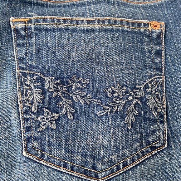 Eddie Bauer Blue Bootcut Jean Floral Embroidered Pockets 34 W Boho Western - Picture 4 of 12